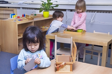 International Montessori School of Prague soukromými školkami