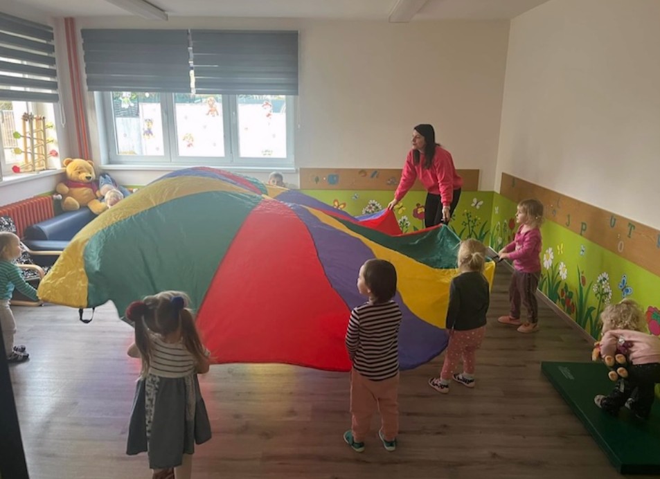 soukromým školkám Radonice